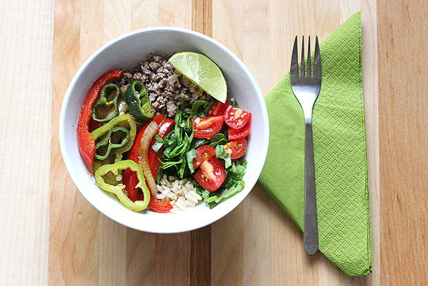 Fajita Bowls with Beef and Brown Rice recipe