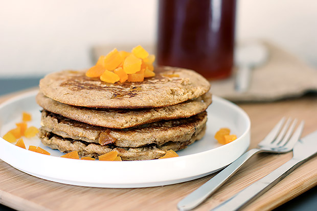 Whole Wheat Honey Apricot Pancakes Recipe