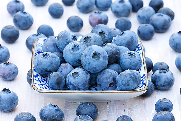 20 Superfoods to Eat Now