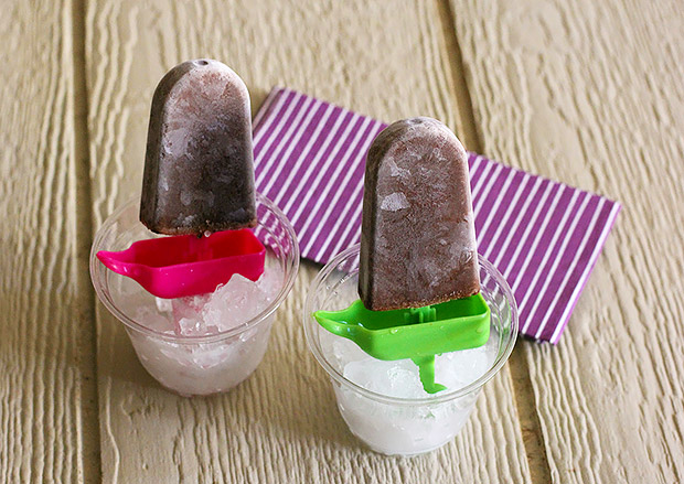 Cocoa Banana Yogurt Pops